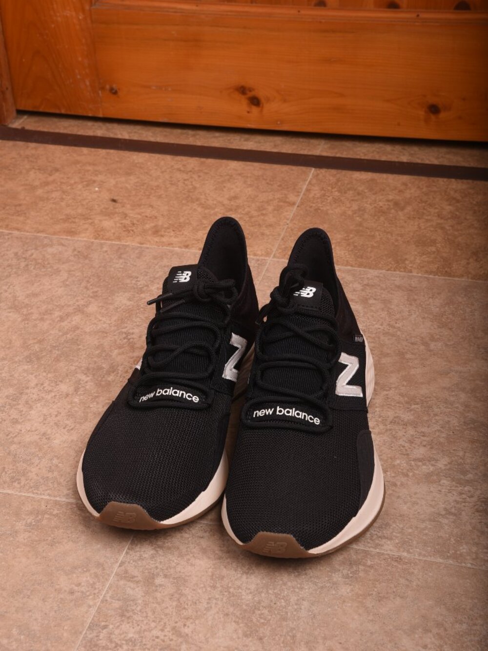 Men's New Balance Fresh Foam Roav Size 10.5